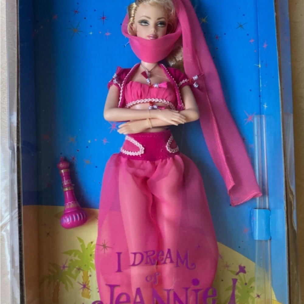 Barbie Collector Edition in Pink and Red